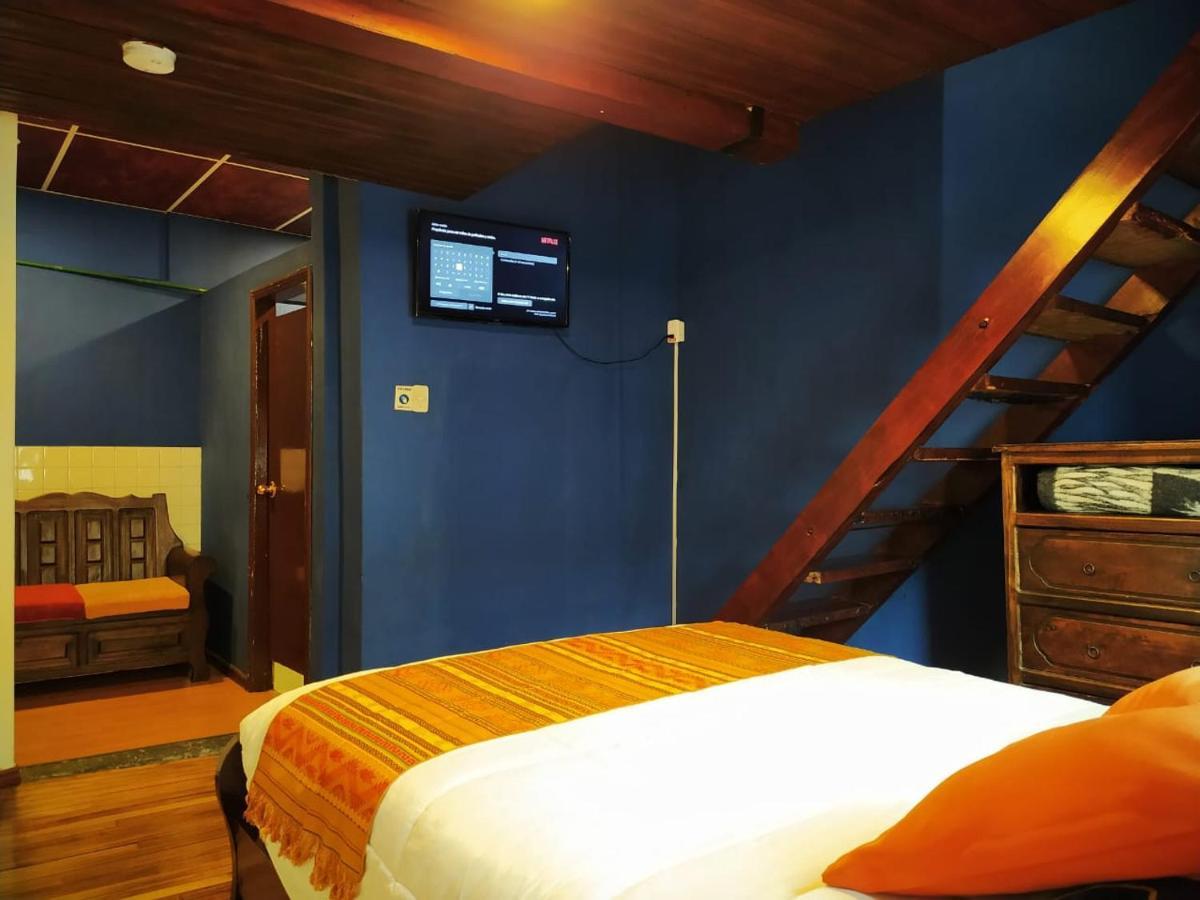 Hotel Hostal La Casa Toleña Quito - Ecuador Exterior foto